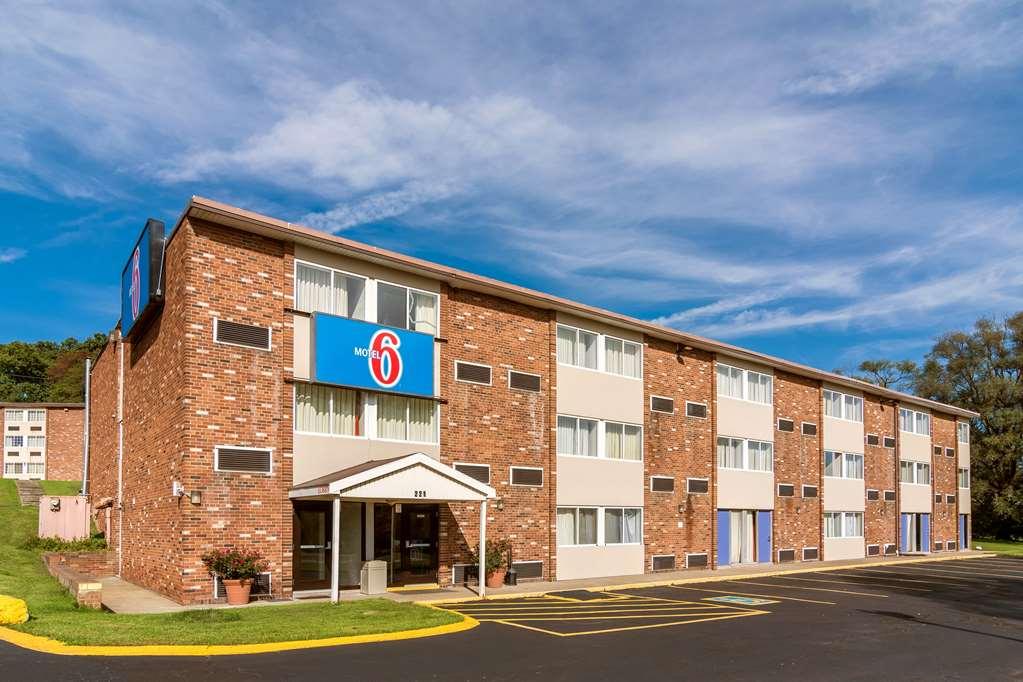 Motel 6-New Stanton, Pa מראה חיצוני תמונה