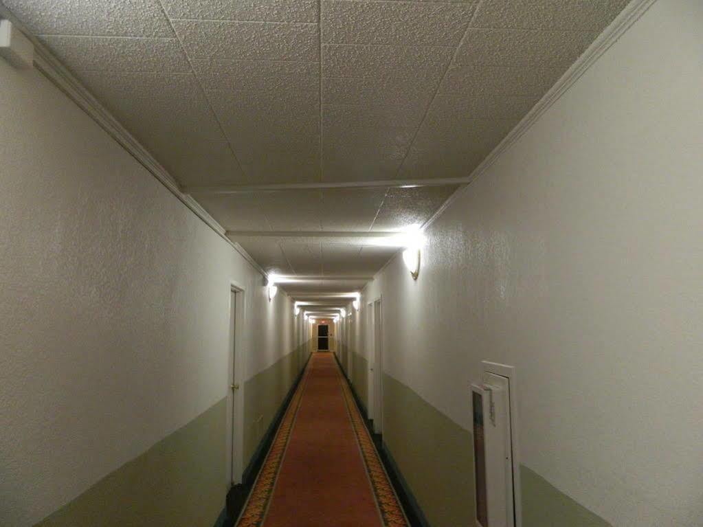 Motel 6-New Stanton, Pa מראה חיצוני תמונה