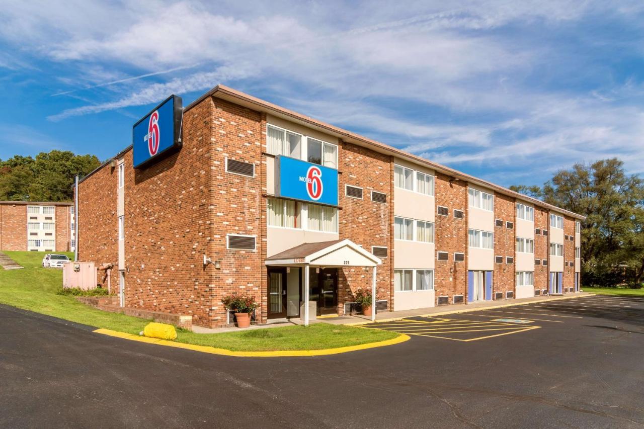 Motel 6-New Stanton, Pa מראה חיצוני תמונה